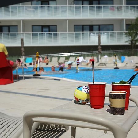 Apartament Lux Tukan B004, Polanki Aqua - Holiday City Kołobrzeg Eksteriør billede