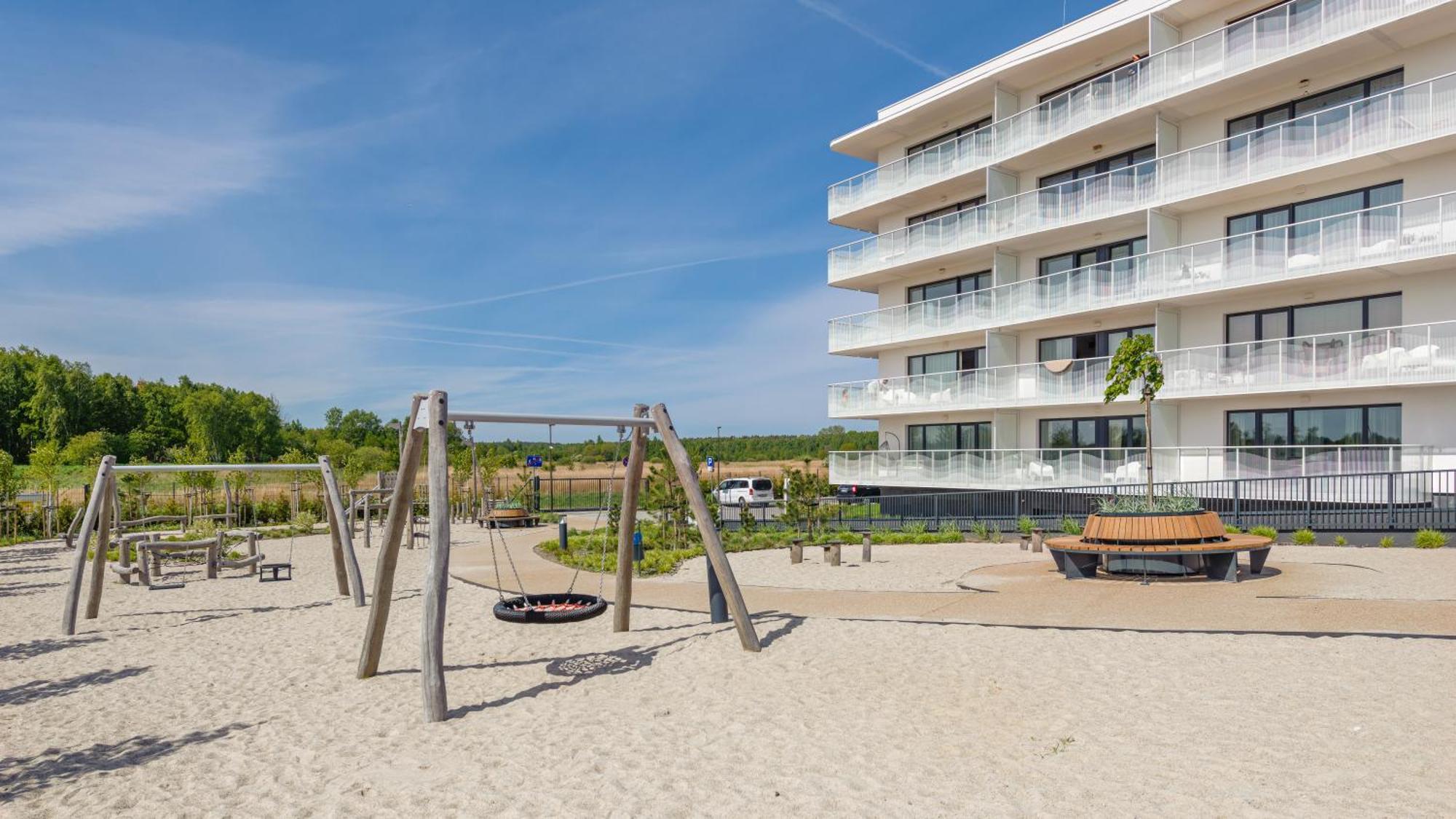 Apartament Lux Tukan B004, Polanki Aqua - Holiday City Kołobrzeg Eksteriør billede