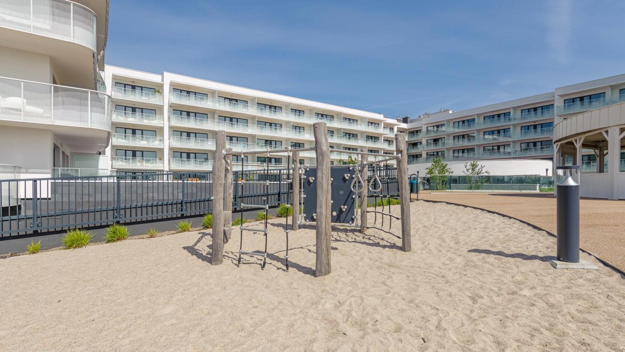 Apartament Lux Tukan B004, Polanki Aqua - Holiday City Kołobrzeg Eksteriør billede